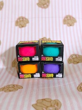 Viral NeeDoh Cool Cats Set of 4